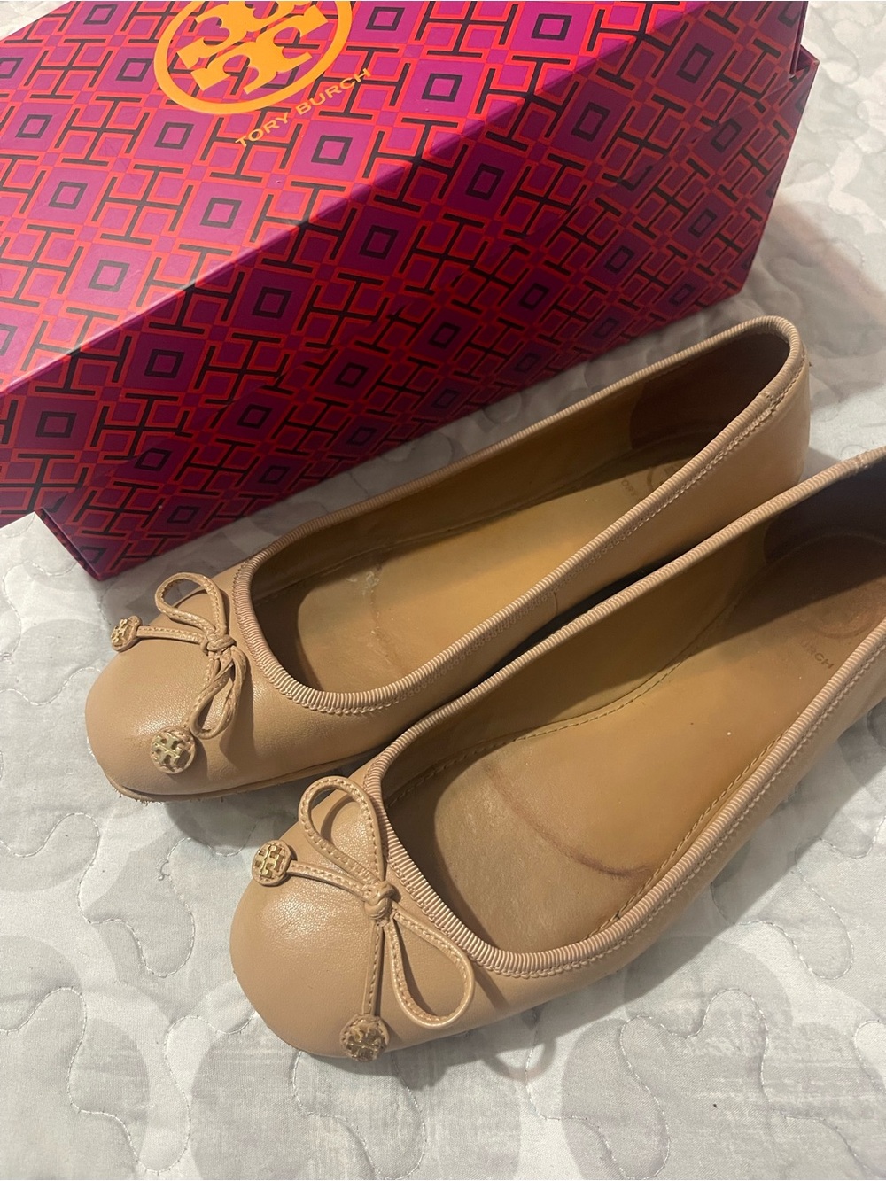 Tory Burch Beige Tan Leather Bow Ballet Flats